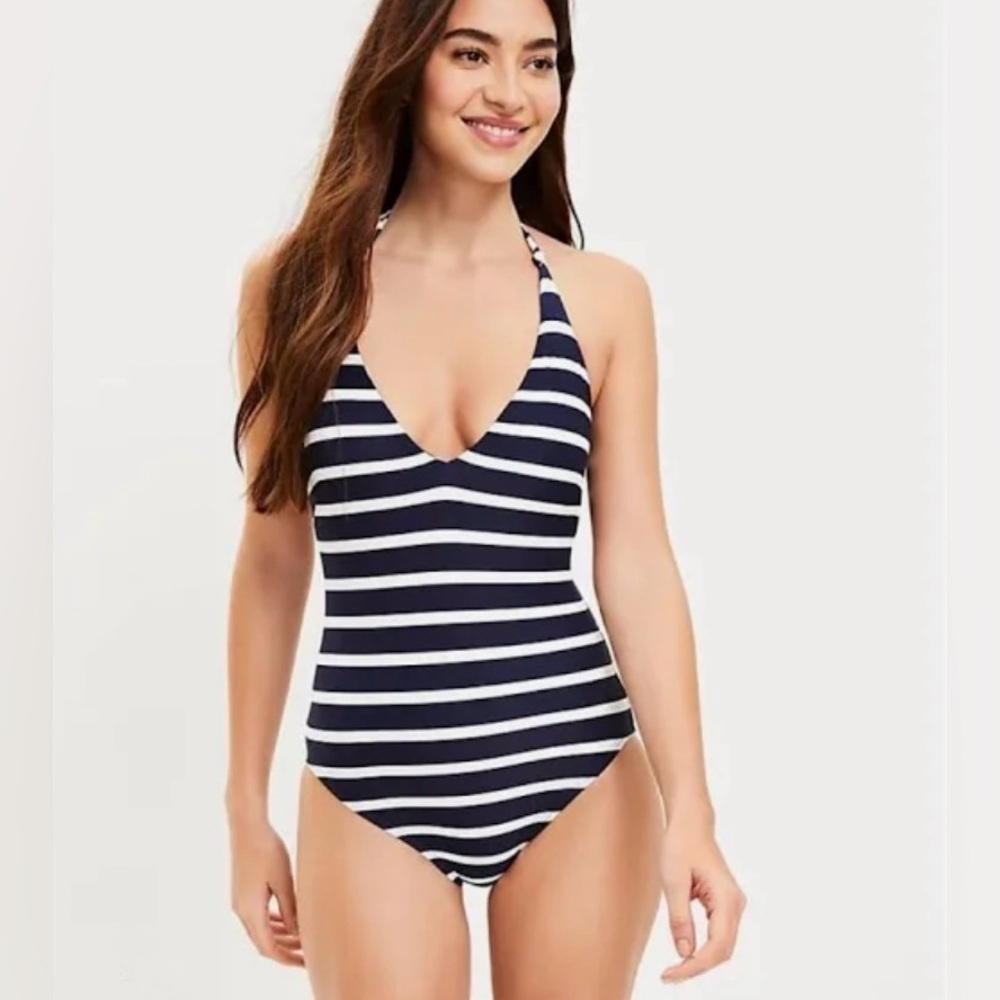 LOFT Beach Navy & White Plunge One Piece Swimsuit Size Large NWOT * small flaw